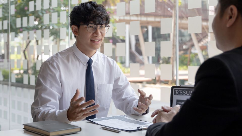 “Tell Me About Yourself”: A Script That Gets Results Every Time